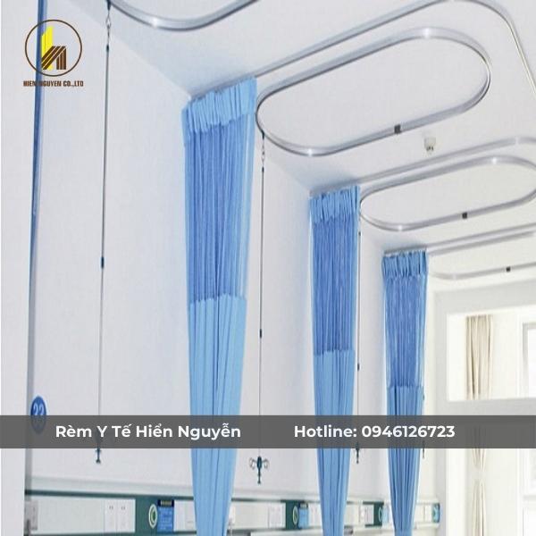 Rèm y tế Hiển Nguyễn