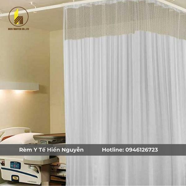Rèm y tế Hiển Nguyễn